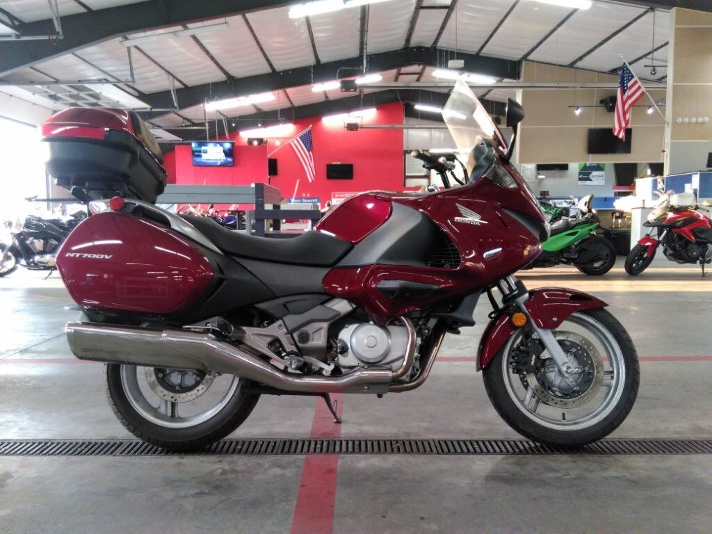 Honda NT700VA/NT700V