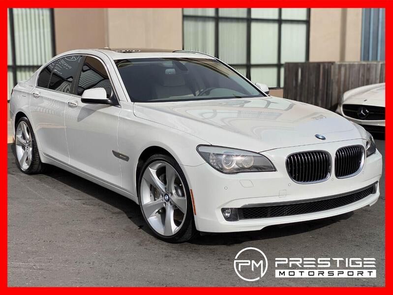 BMW 750i