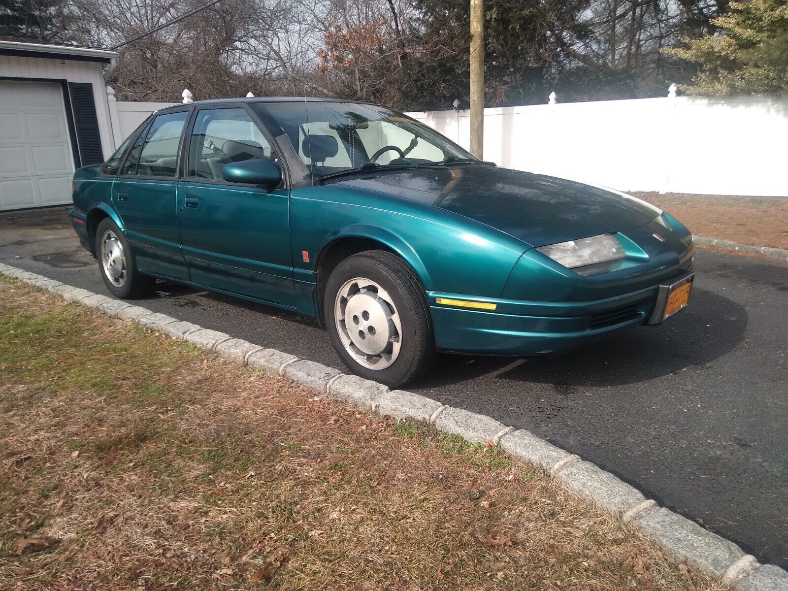 Saturn SL2