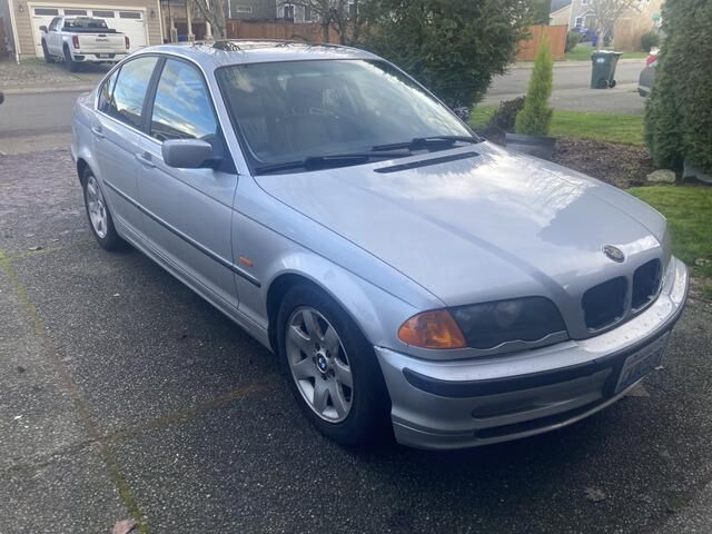 BMW 328i