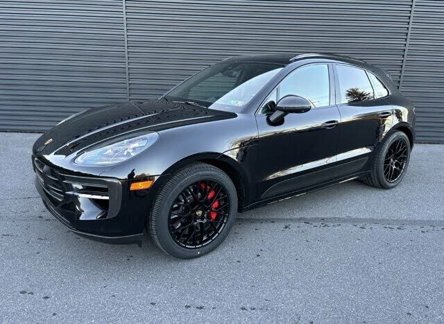 PORSCHE