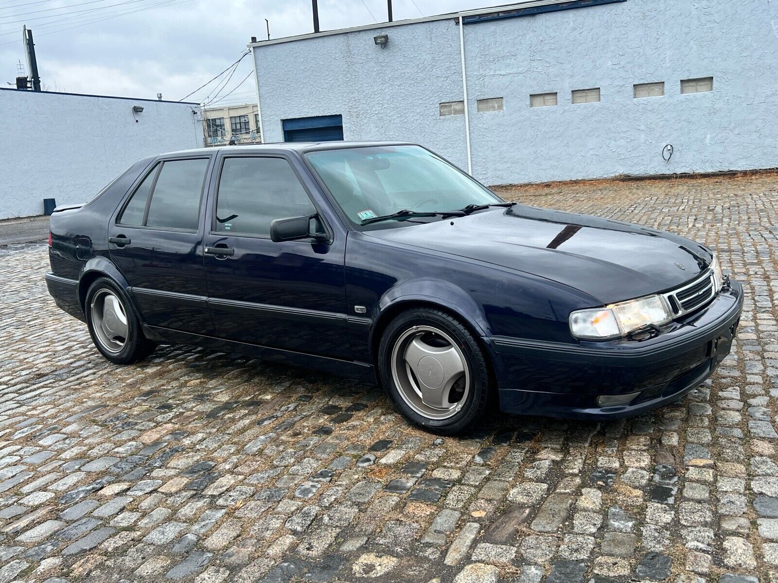 Saab 9000