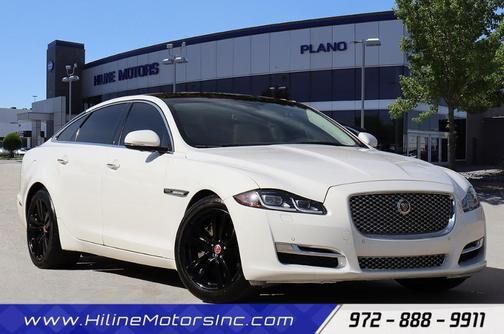 Jaguar XJ