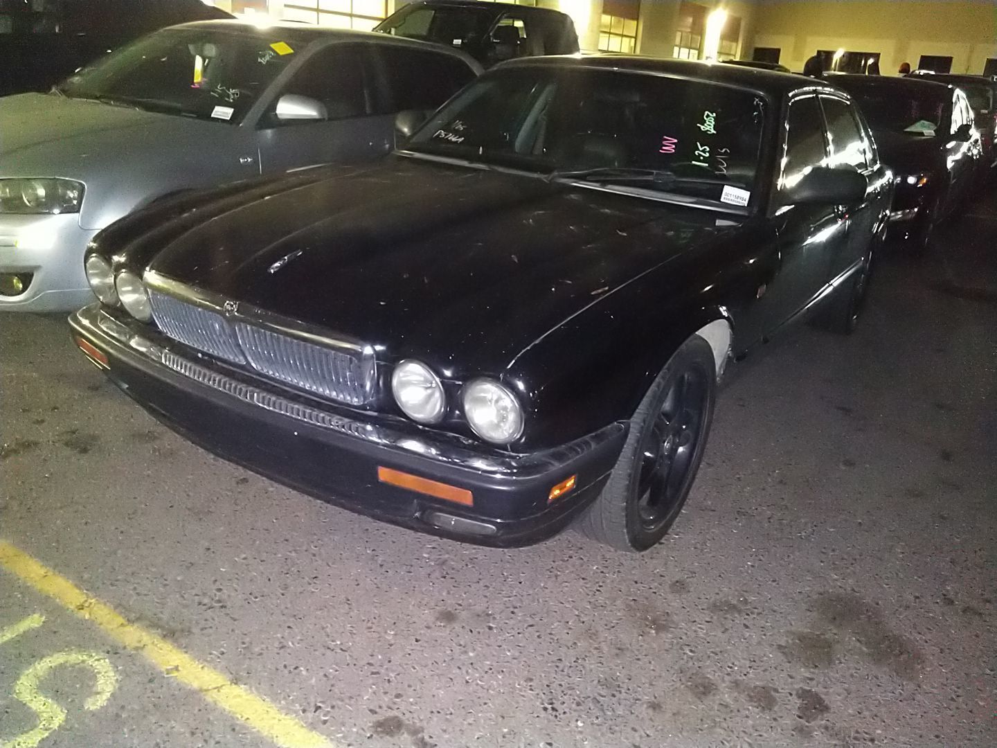 Jaguar XJ6