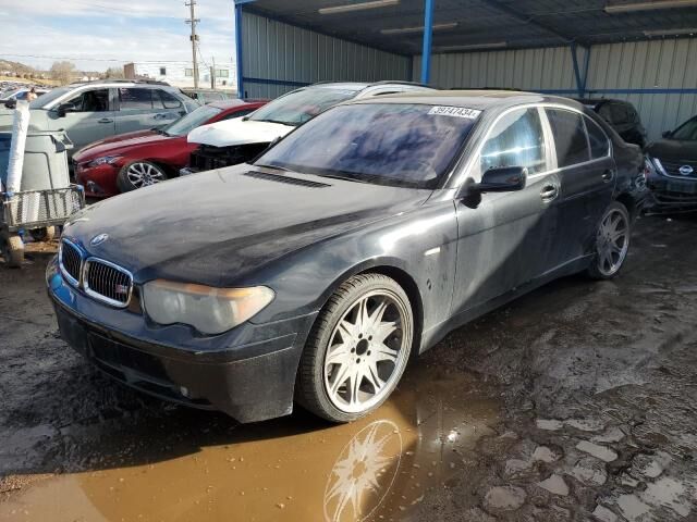 BMW 745i