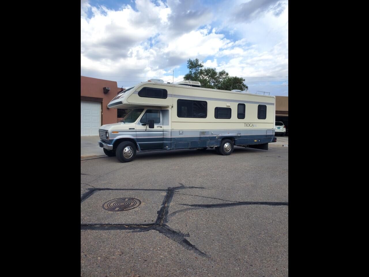 Ford E-350