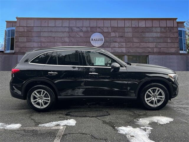 2023 Mercedes-Benz GLC-Class