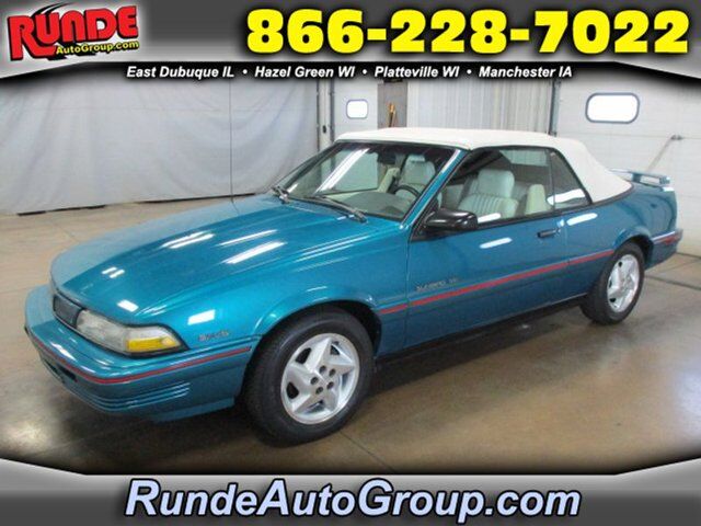 Pontiac Sunbird