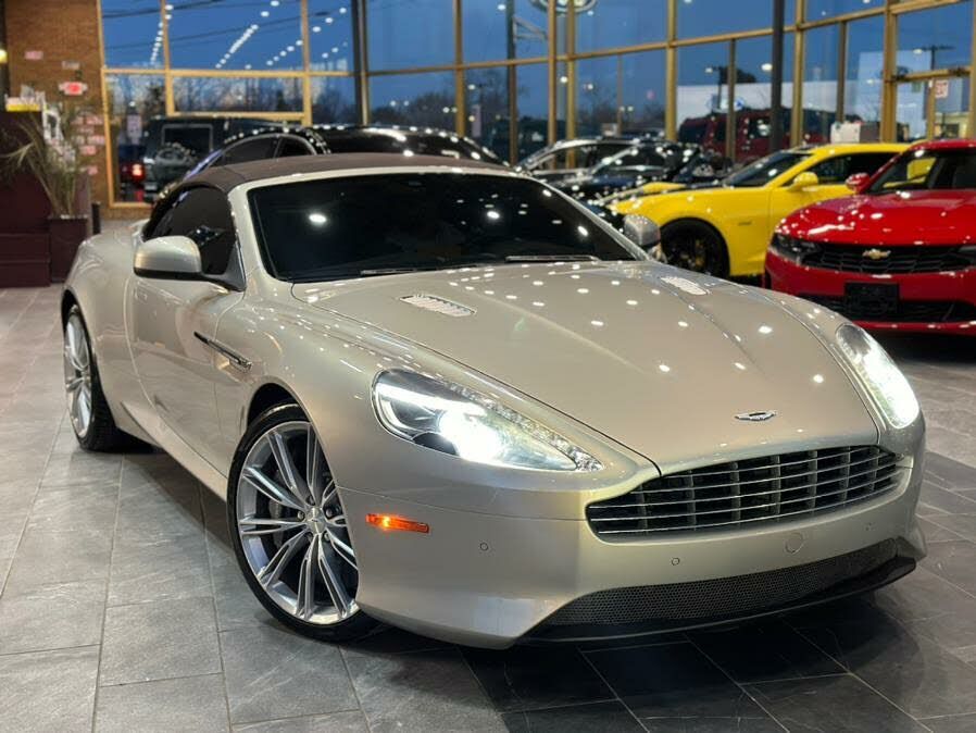 Aston Martin DB9