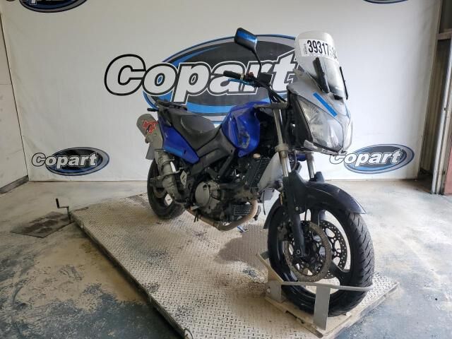 Suzuki DL650