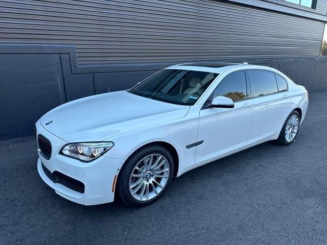 BMW 750Li / ALPINA B7