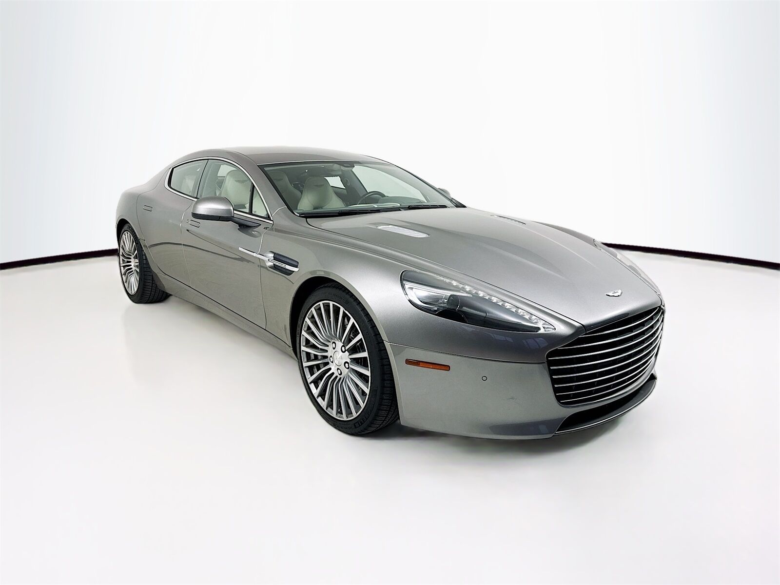 Aston Martin Rapide