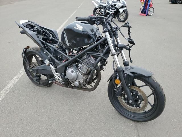 Honda CB300F