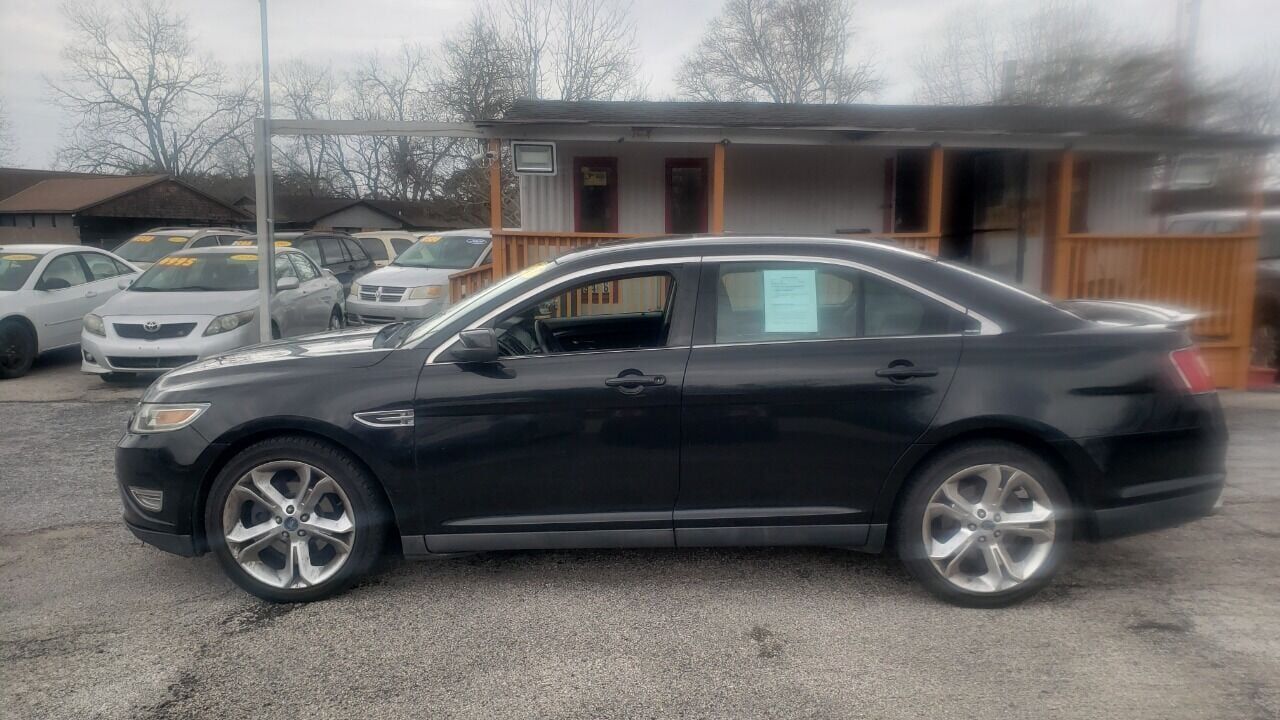 2011 FORD Taurus