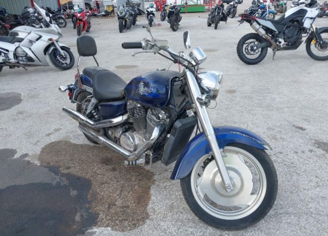 Honda VT1100C2 (SHADOW SABRE)