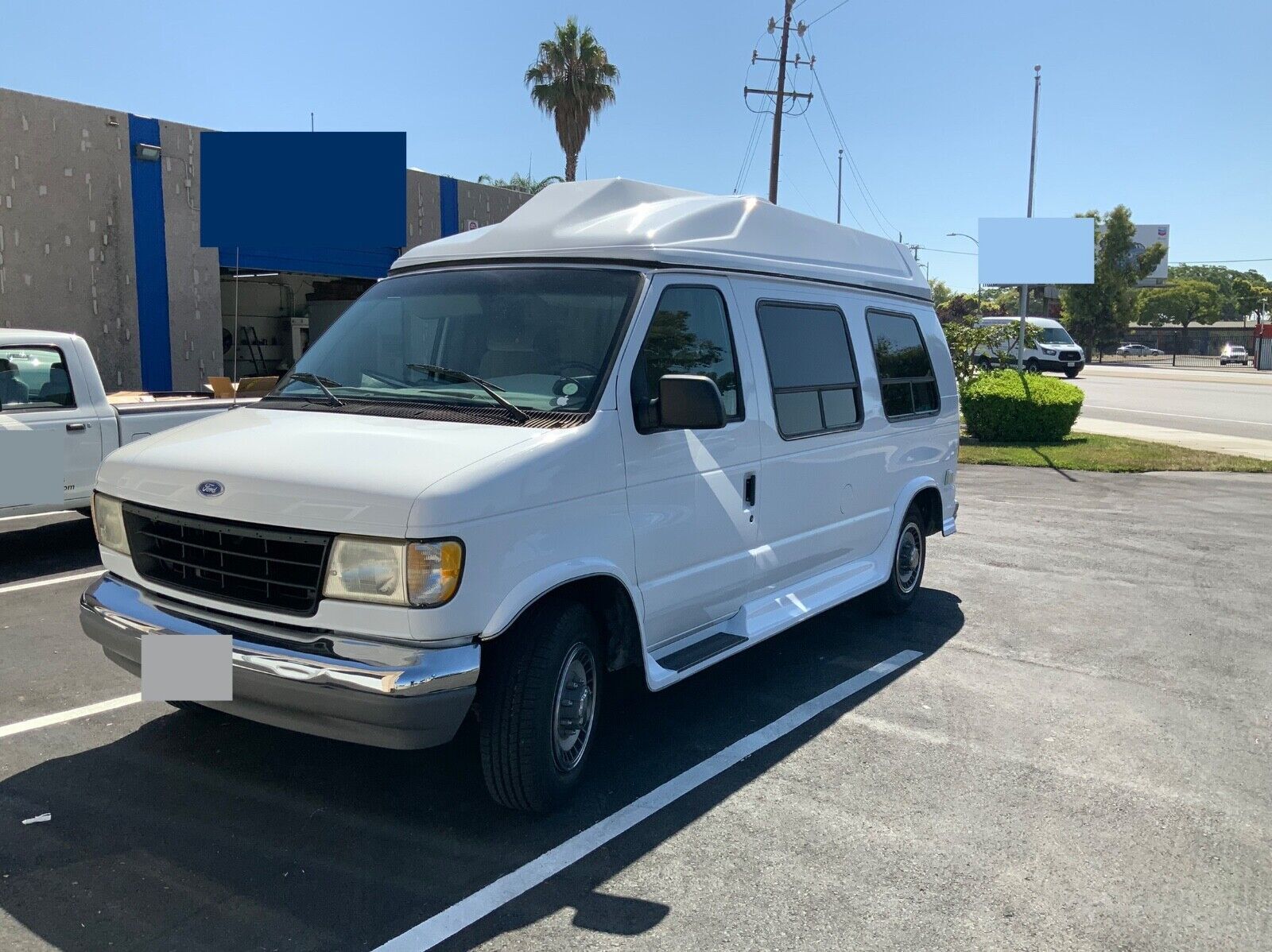 Ford E-250