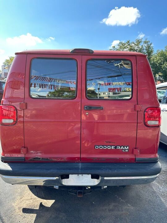 Dodge Ram Wagon