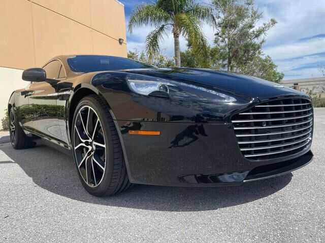 Aston Martin Rapide