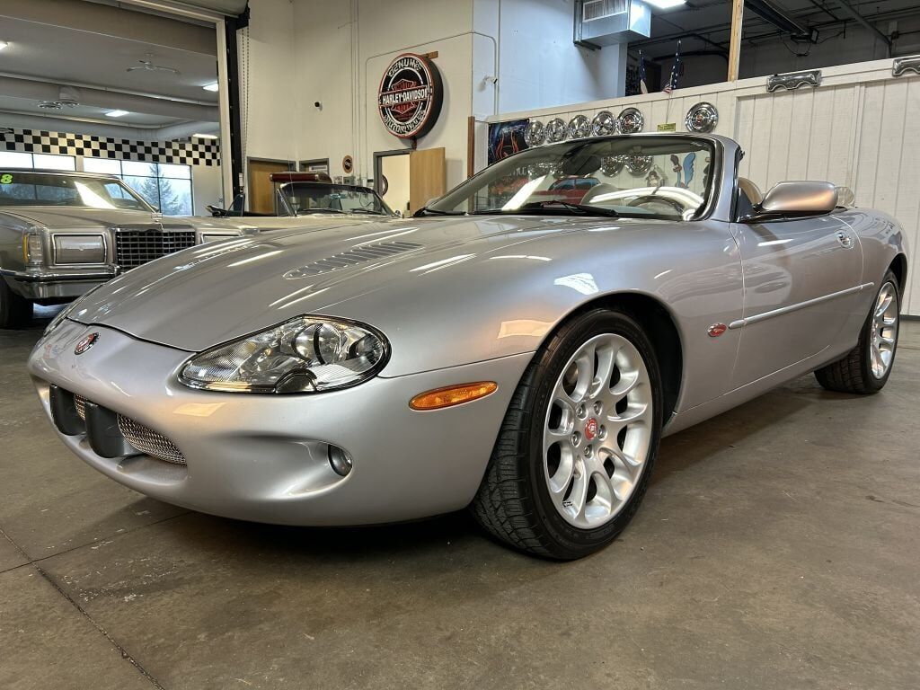 2000 JAGUAR XKR