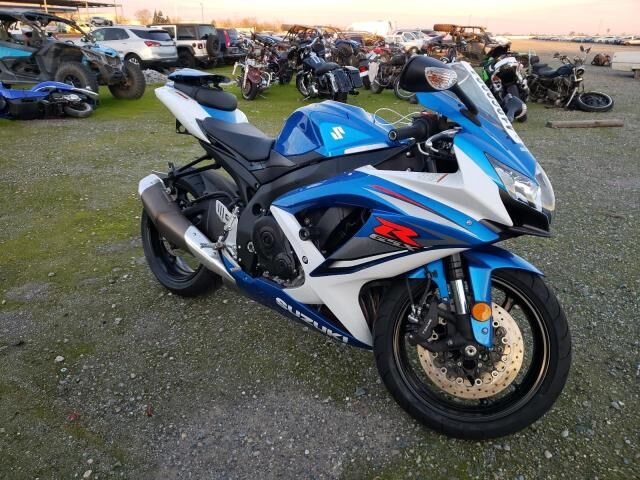 Suzuki GSX-R750