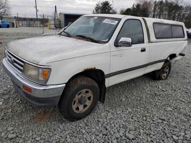 Toyota T100