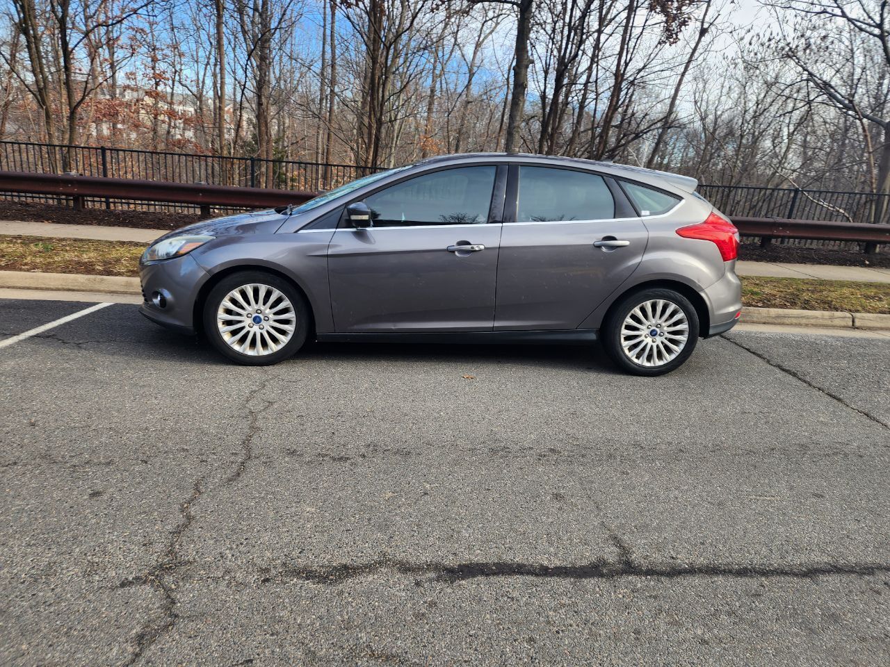 2012 FORD Focus