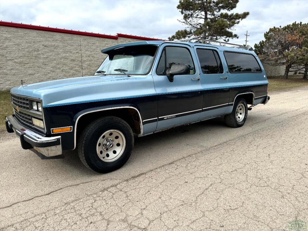 Chevrolet Suburban