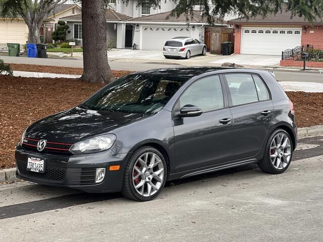 Volkswagen Golf GTI