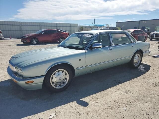 Jaguar Vanden Plas