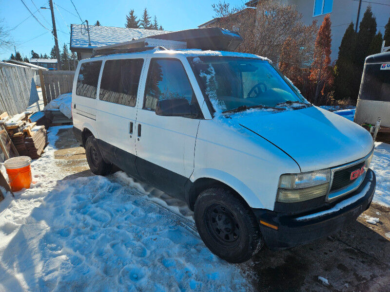 GMC Safari