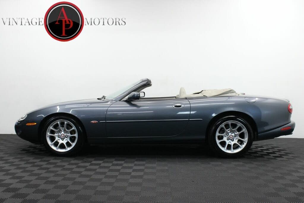 Jaguar XK