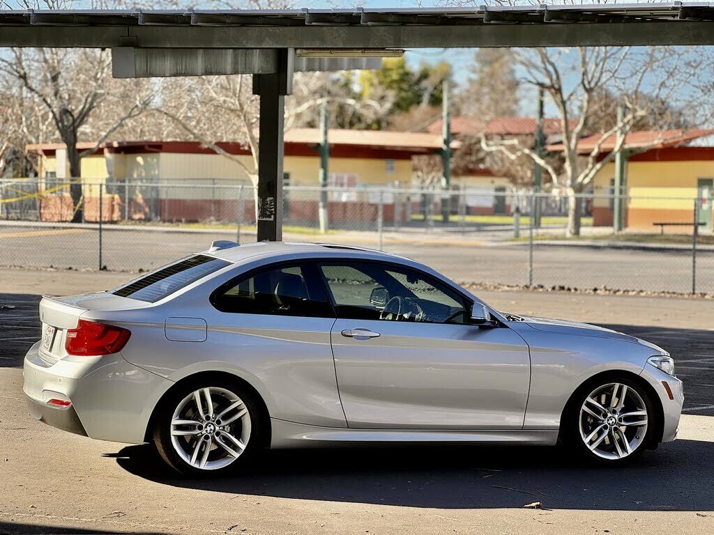 BMW 228i