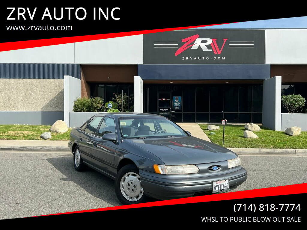 Ford Taurus