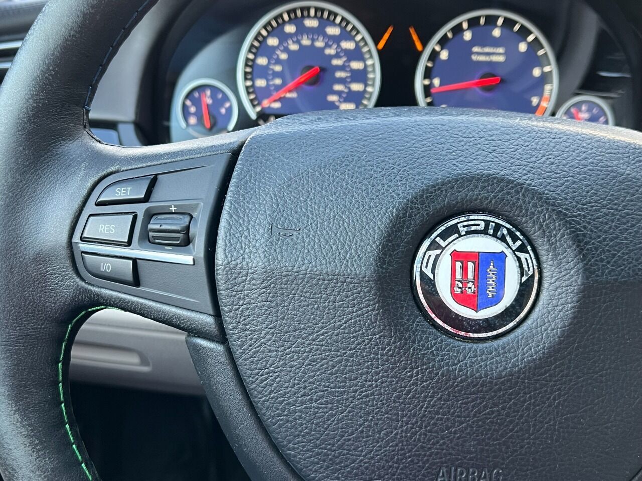 BMW 750i