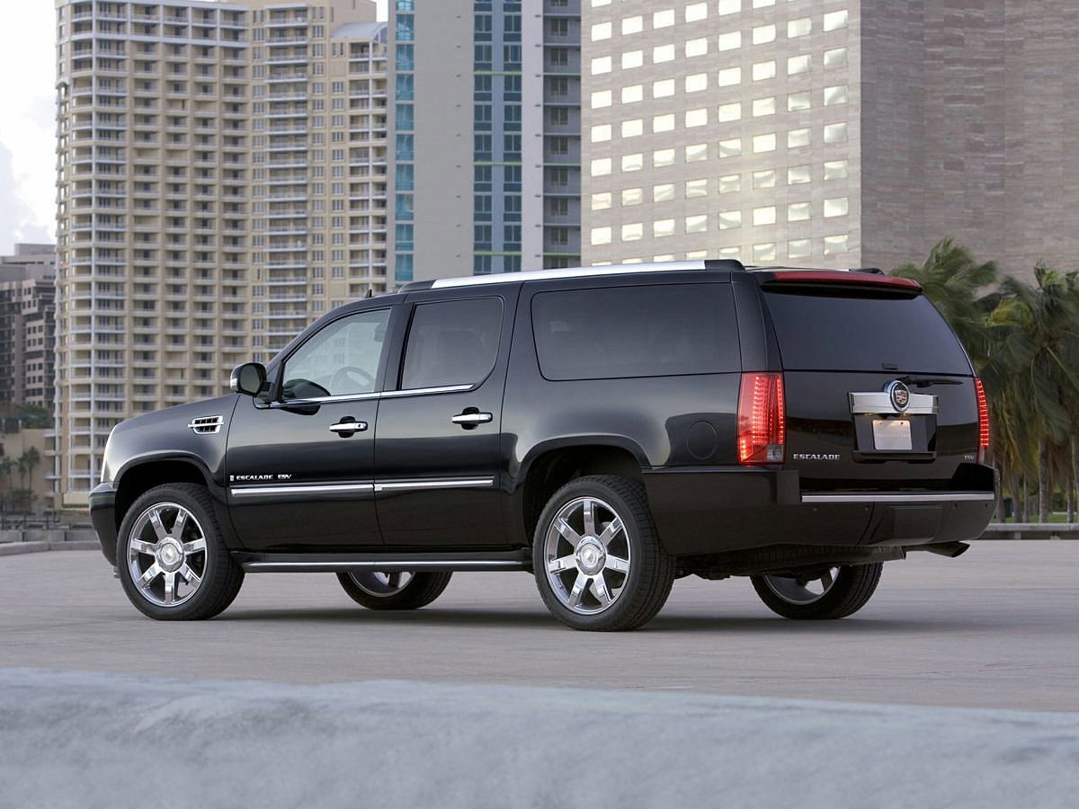 2011 CADILLAC Escalade