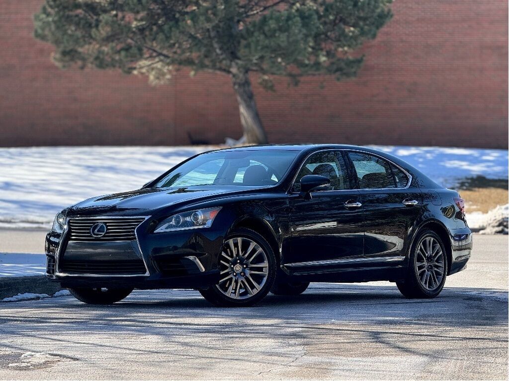 Lexus LS