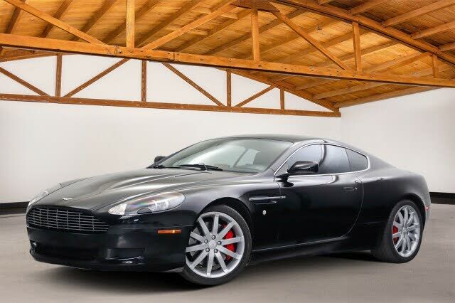 Aston Martin DB9