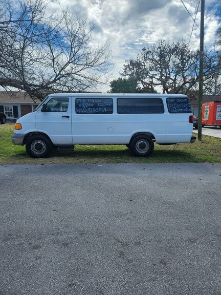Dodge Ram Wagon