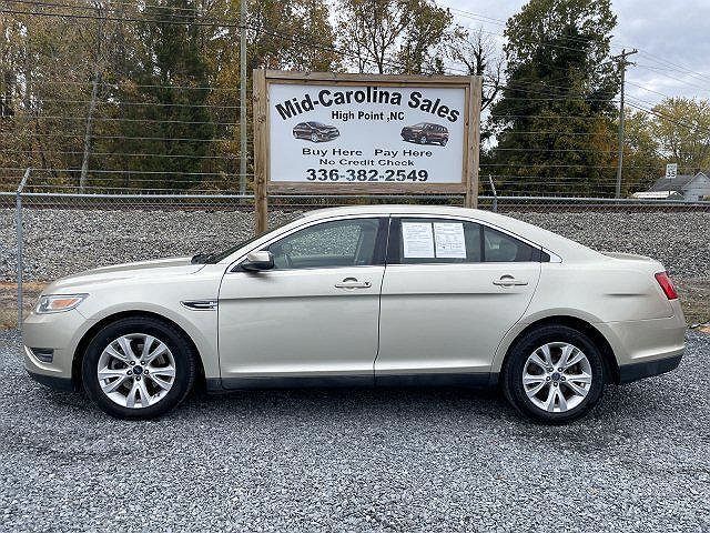 2010 FORD Taurus