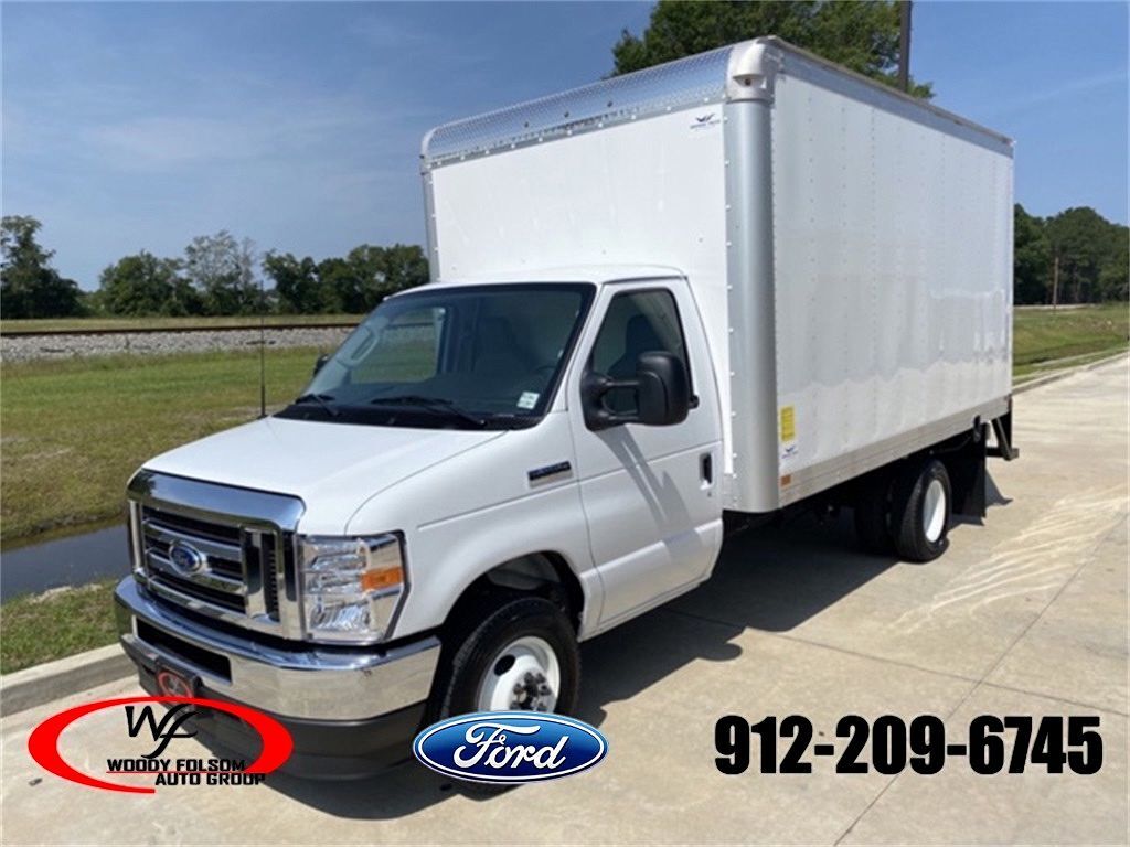 2024 FORD E-350