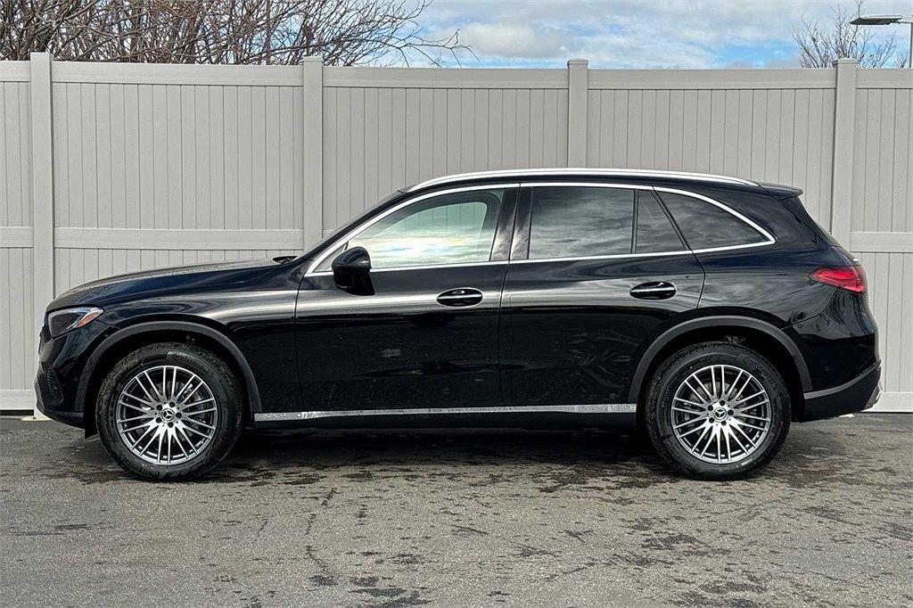 2024 Mercedes-Benz GLC-Class