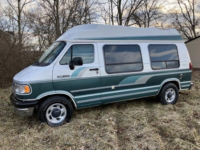 Dodge Ram Van