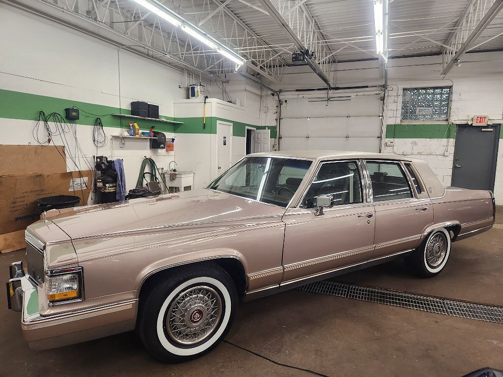 Cadillac Brougham