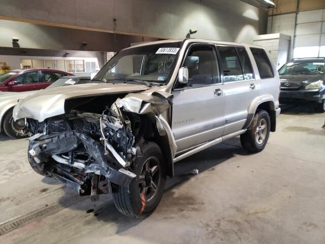Isuzu Trooper