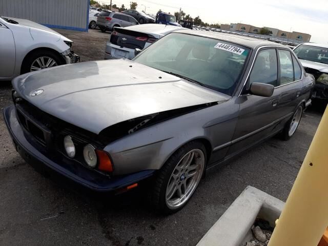 BMW 540i