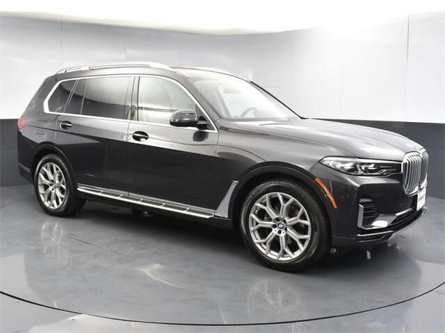 2022 BMW X7