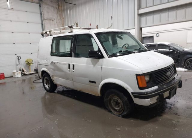 Chevrolet Astro Van