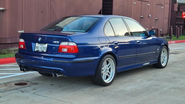 2001 BMW M5