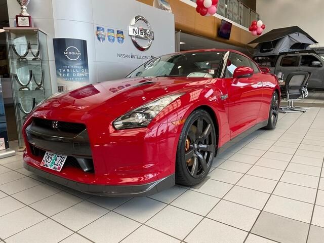 Nissan GT-R