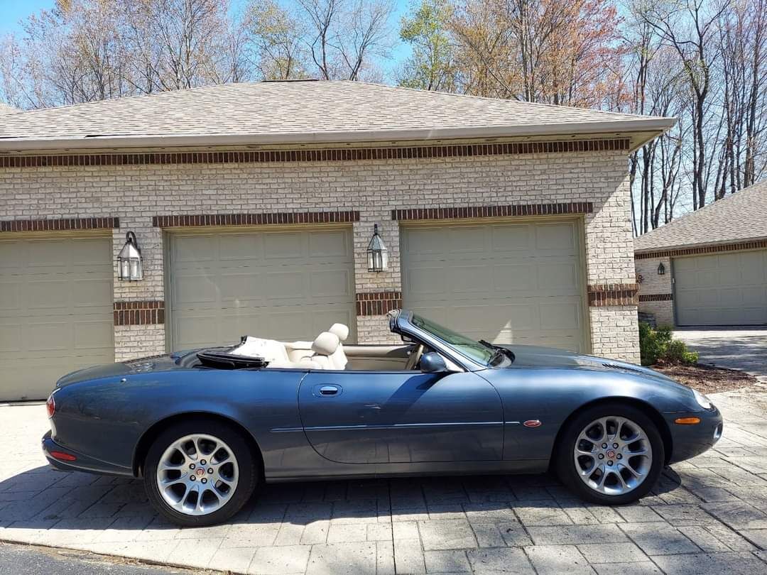 Jaguar XK
